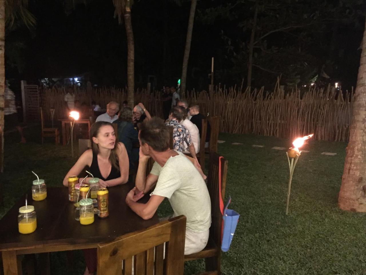 Bay Hiriketiya Hotel Dikwella Kültér fotó