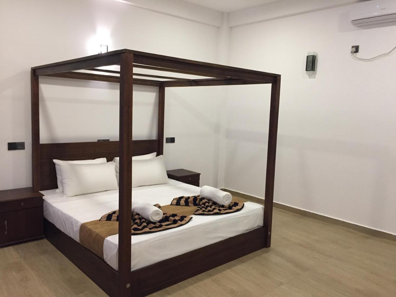 Bay Hiriketiya Hotel Dikwella Kültér fotó